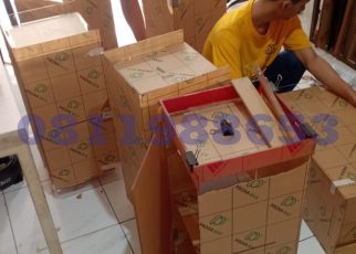 box akrilik custom ukuran besar