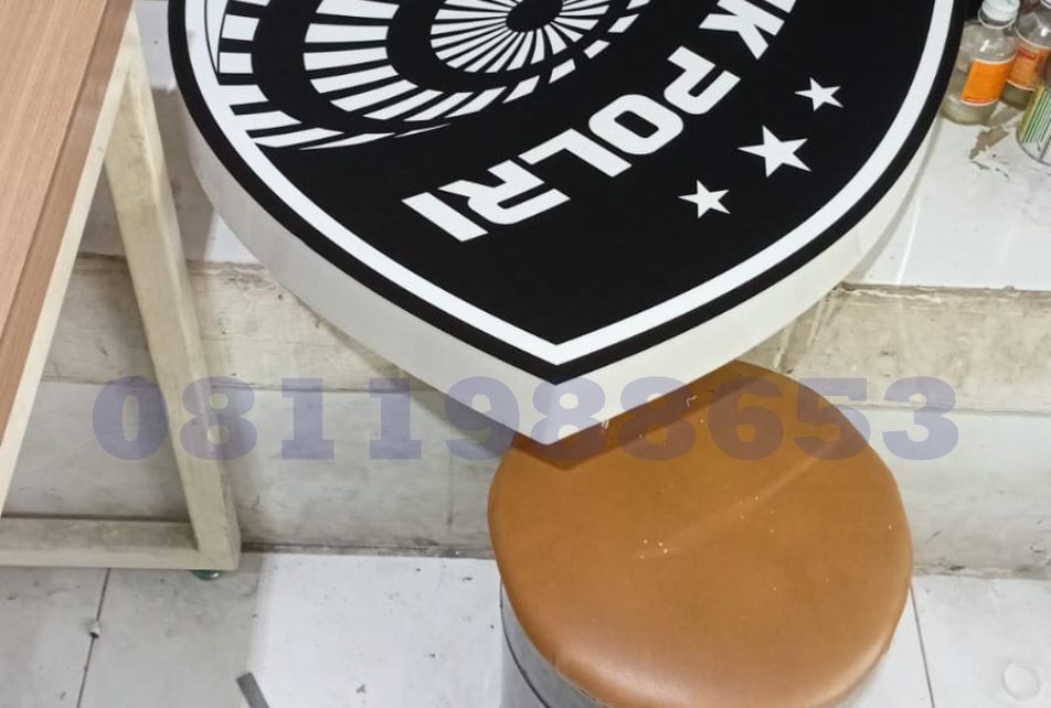 neon box akrilik custom logo tik polri