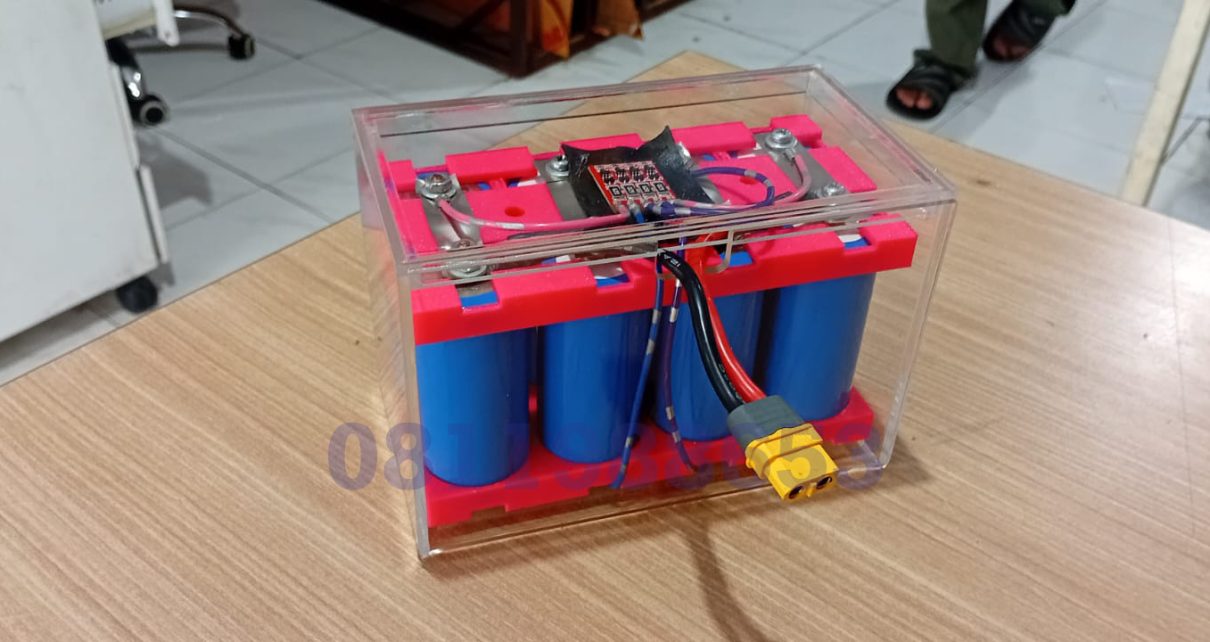 box akrilik baterai lithium custom transparan casing akrilik baterai motor listrik box baterai akrilik premium box lithium pack custom akrilik